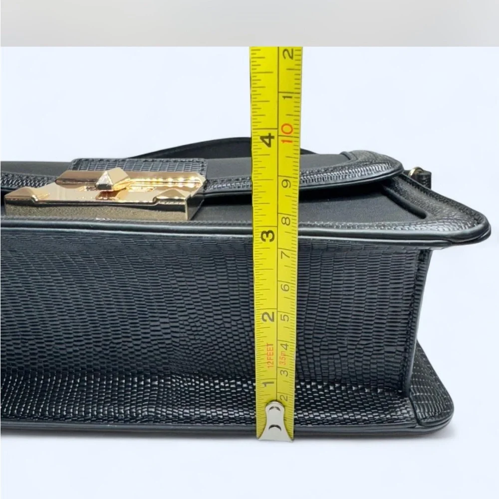 ALDO Black and Gold Accent Chain Shoulder Bag Crossbody •new• - Picture 7 of 8